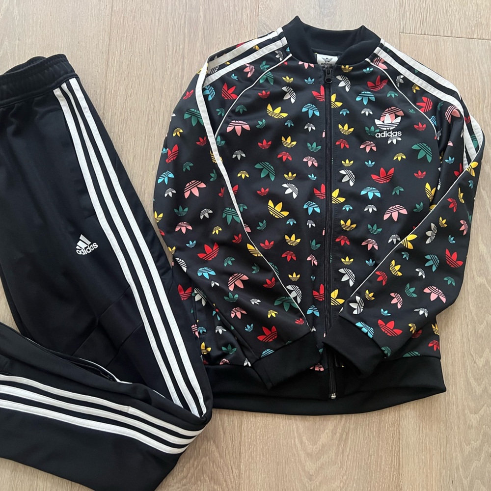 adidas Originals Big Kid's Multi Logos Superstar Track Top Pants set M 12-14